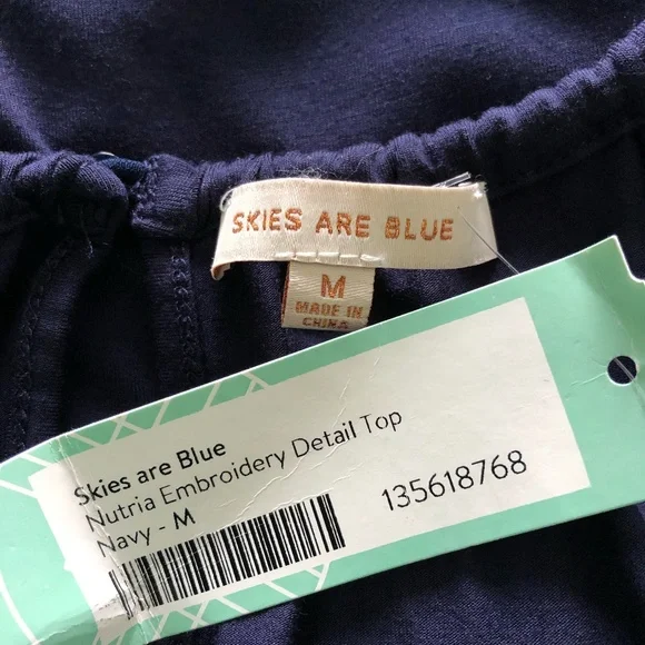 Skies Are Blue Nutria Embroidery Detail Navy Blue Top Size M - Picture 8 of 10